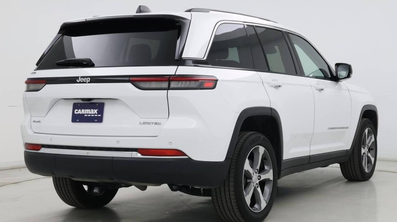 JEEP GRAND CHEROKEE 2023 1C4RJHBG8PC524020 image